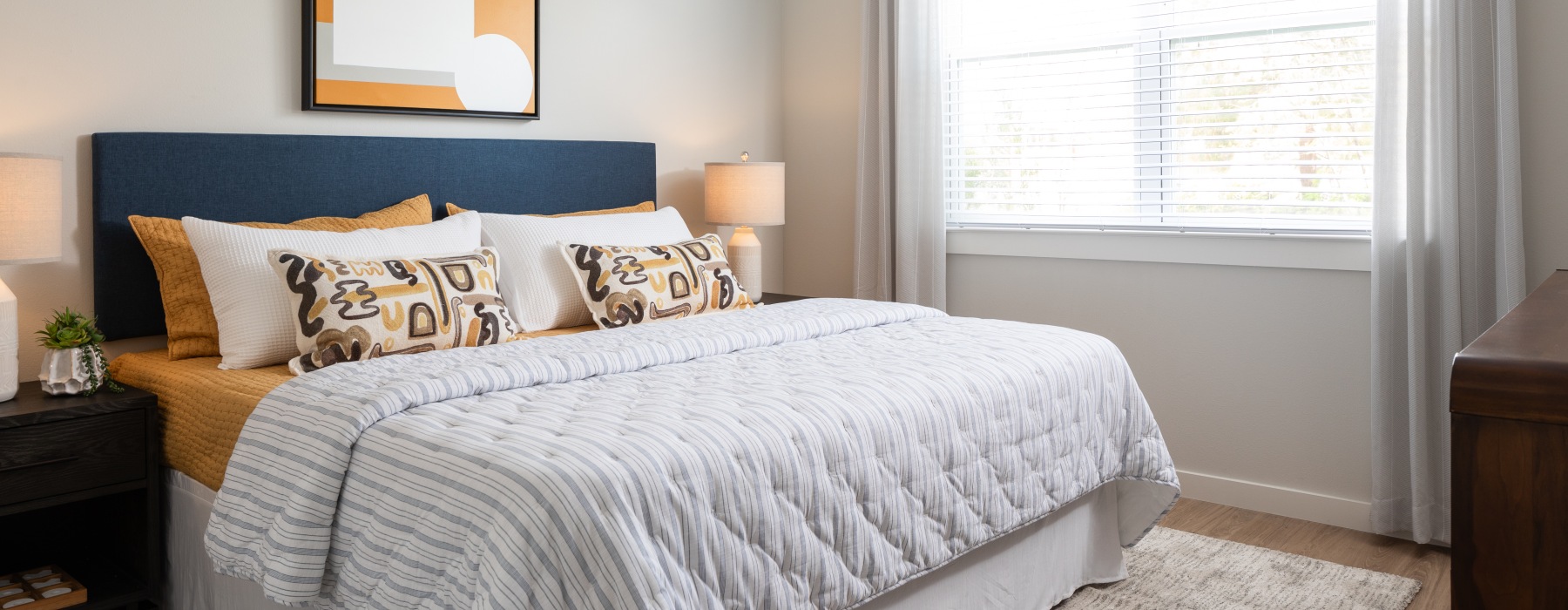 bedroom at broadstone baybrook apartments in webster